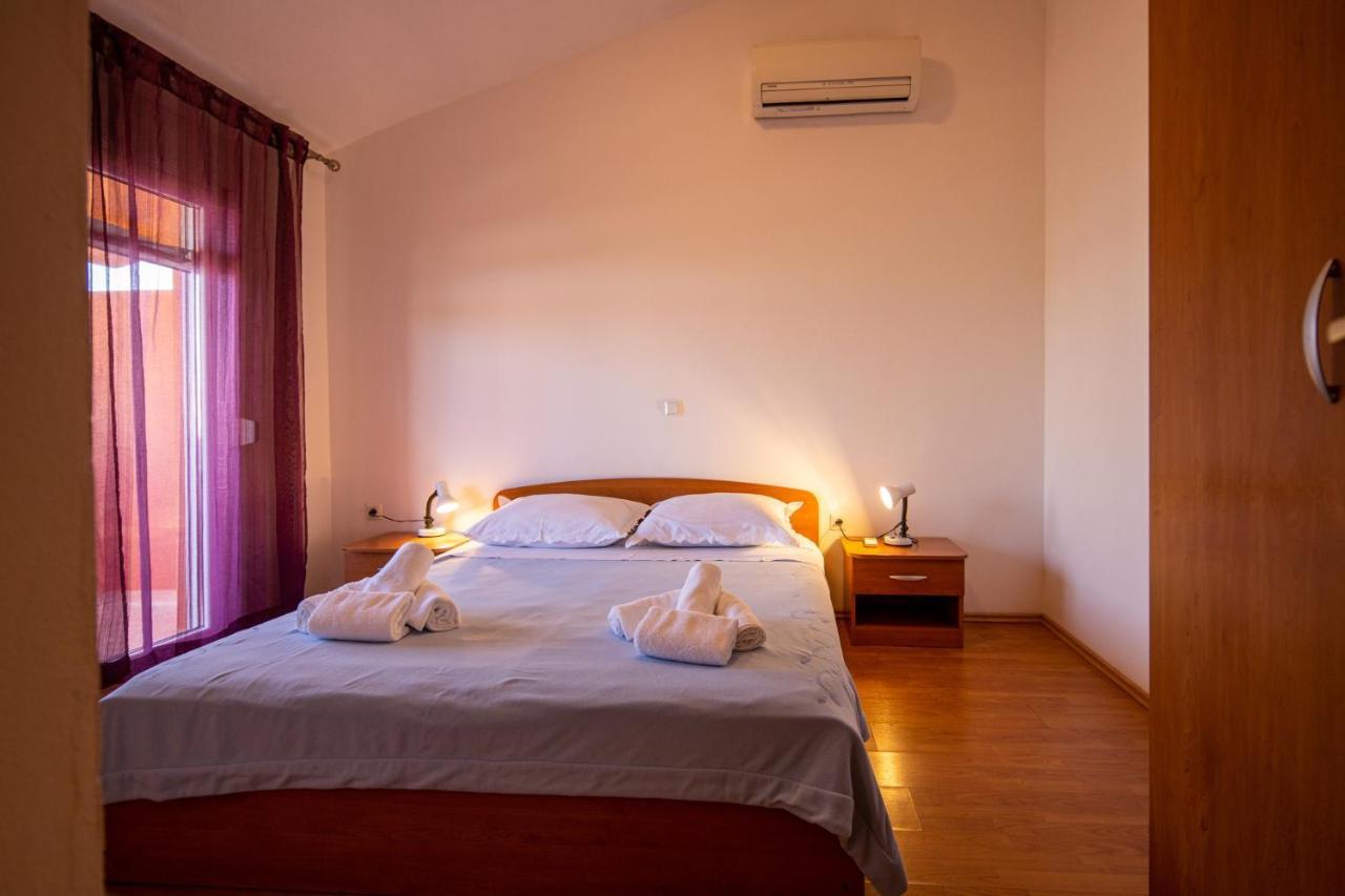 Apartments By The Sea Pasman - 8274 Exterior photo
