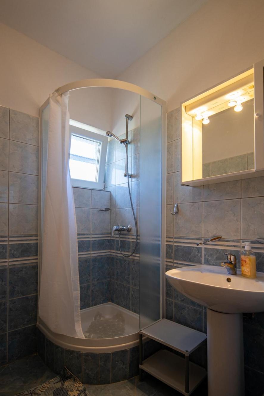 Apartments By The Sea Pasman - 8274 Room photo